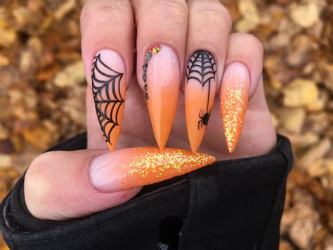 acrylic nails halloween nail art|simple halloween acrylic nails.